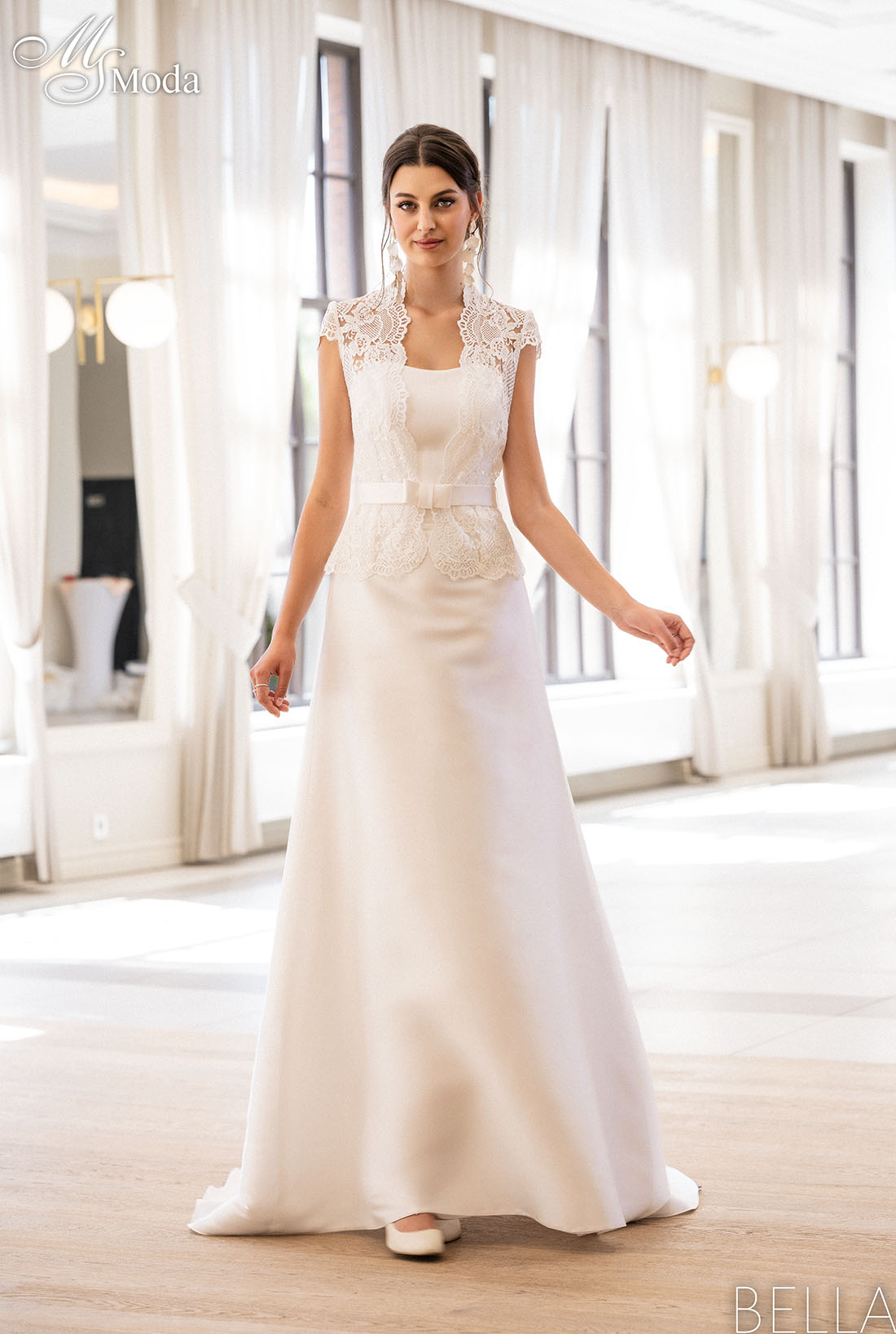 Wedding Dress BELLA - Collection 2023