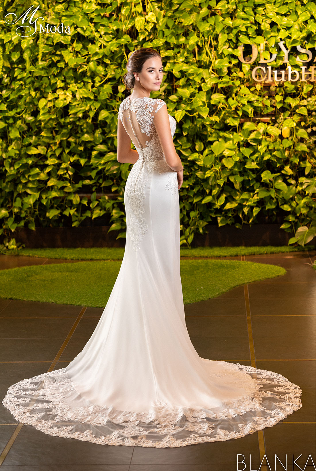 Wedding Dress BLANKA - Collection 2023