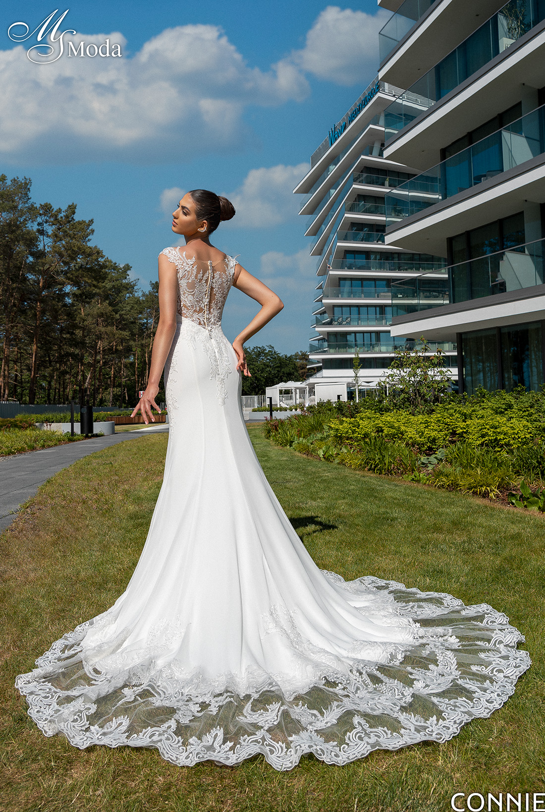 Wedding Dress CONNIE - Collection 2024
