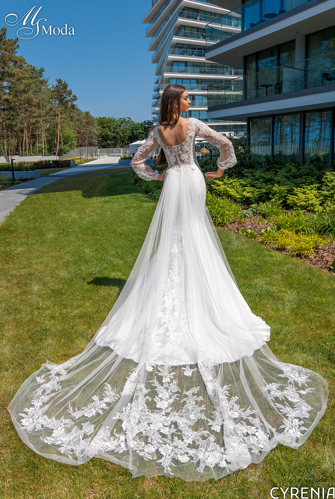 Wedding Dress CYRENIA - Collection 2024