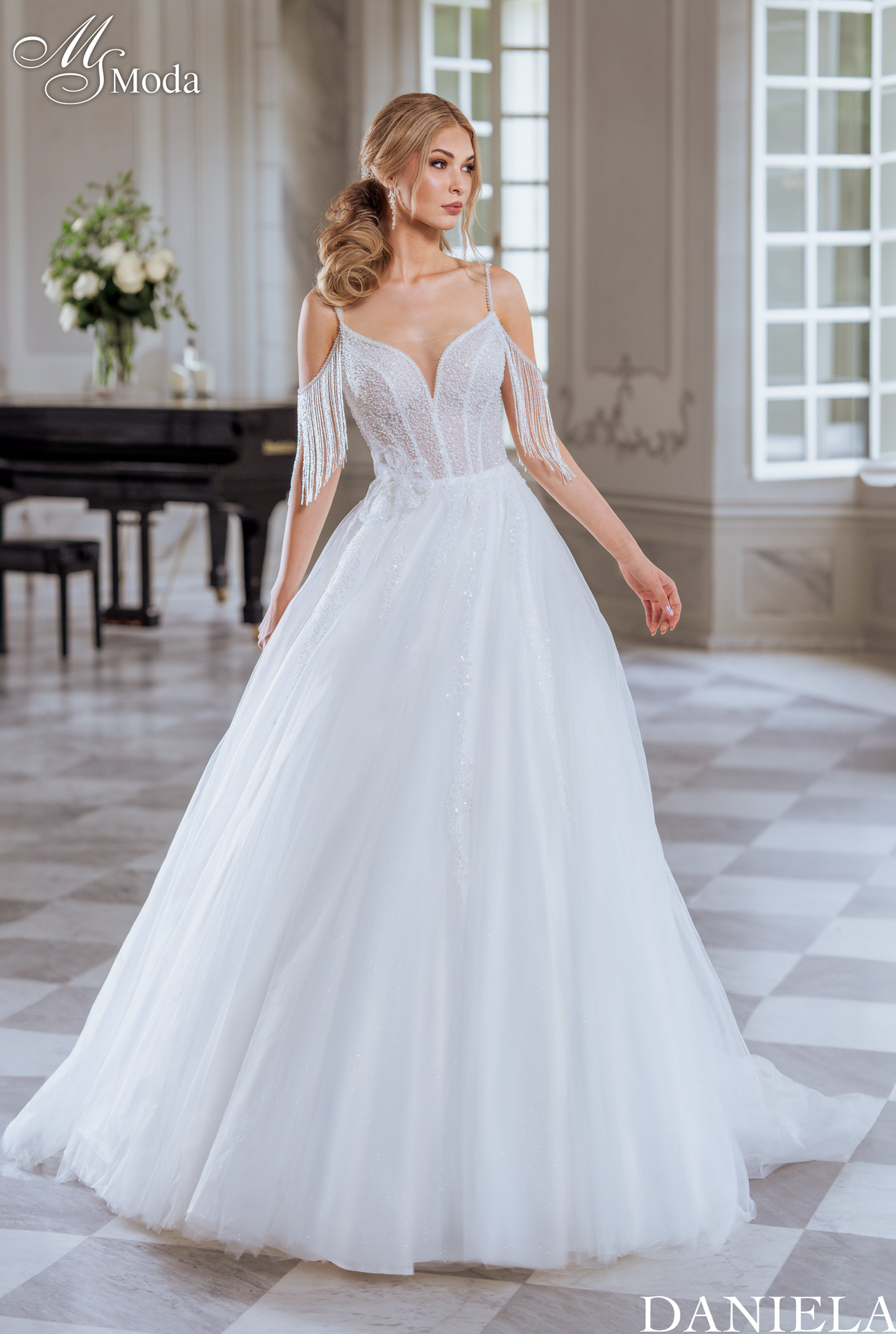 Wedding Dress DANIELA - Collection 2025