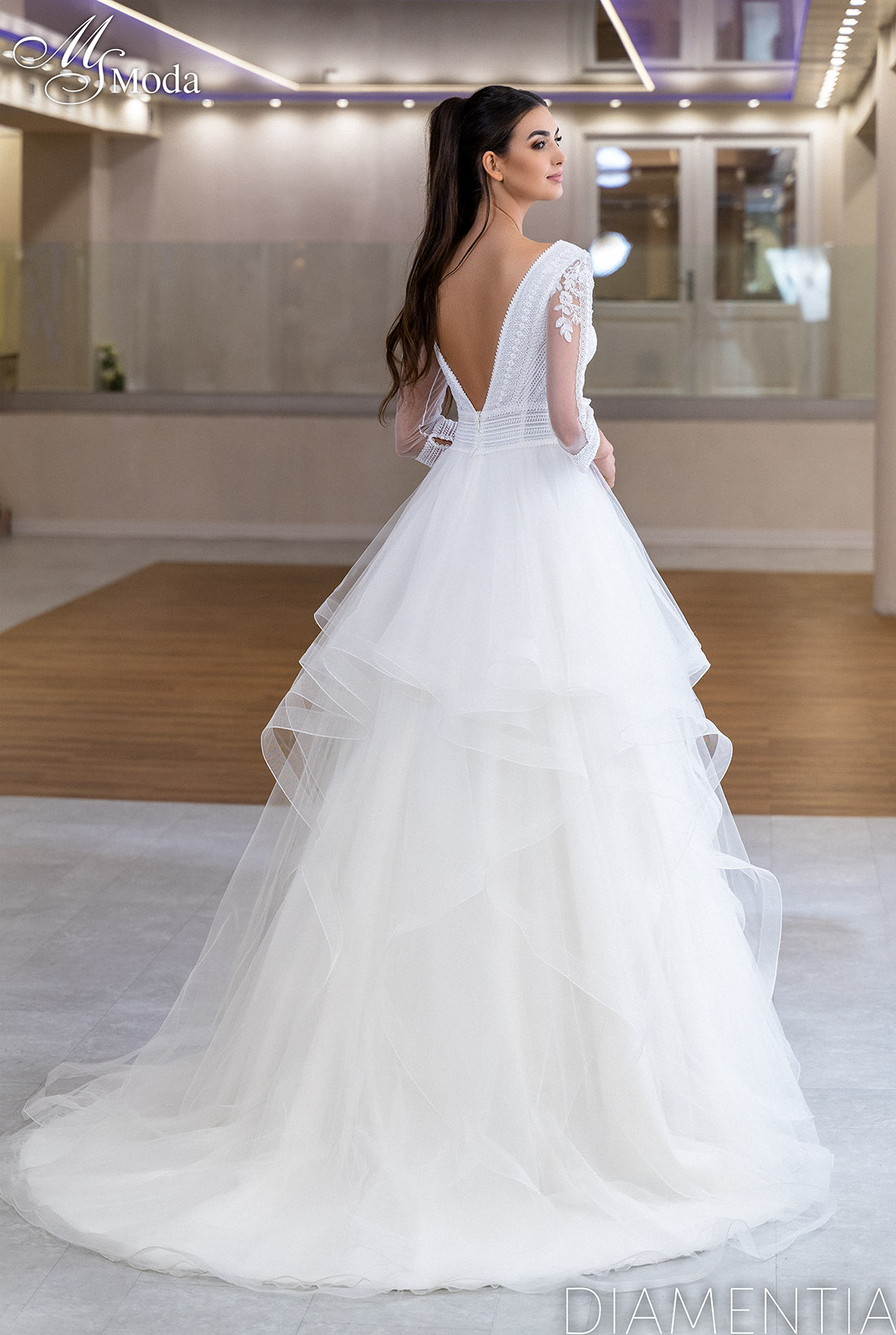 Wedding Dress DIAMENTIA - Collection 2023