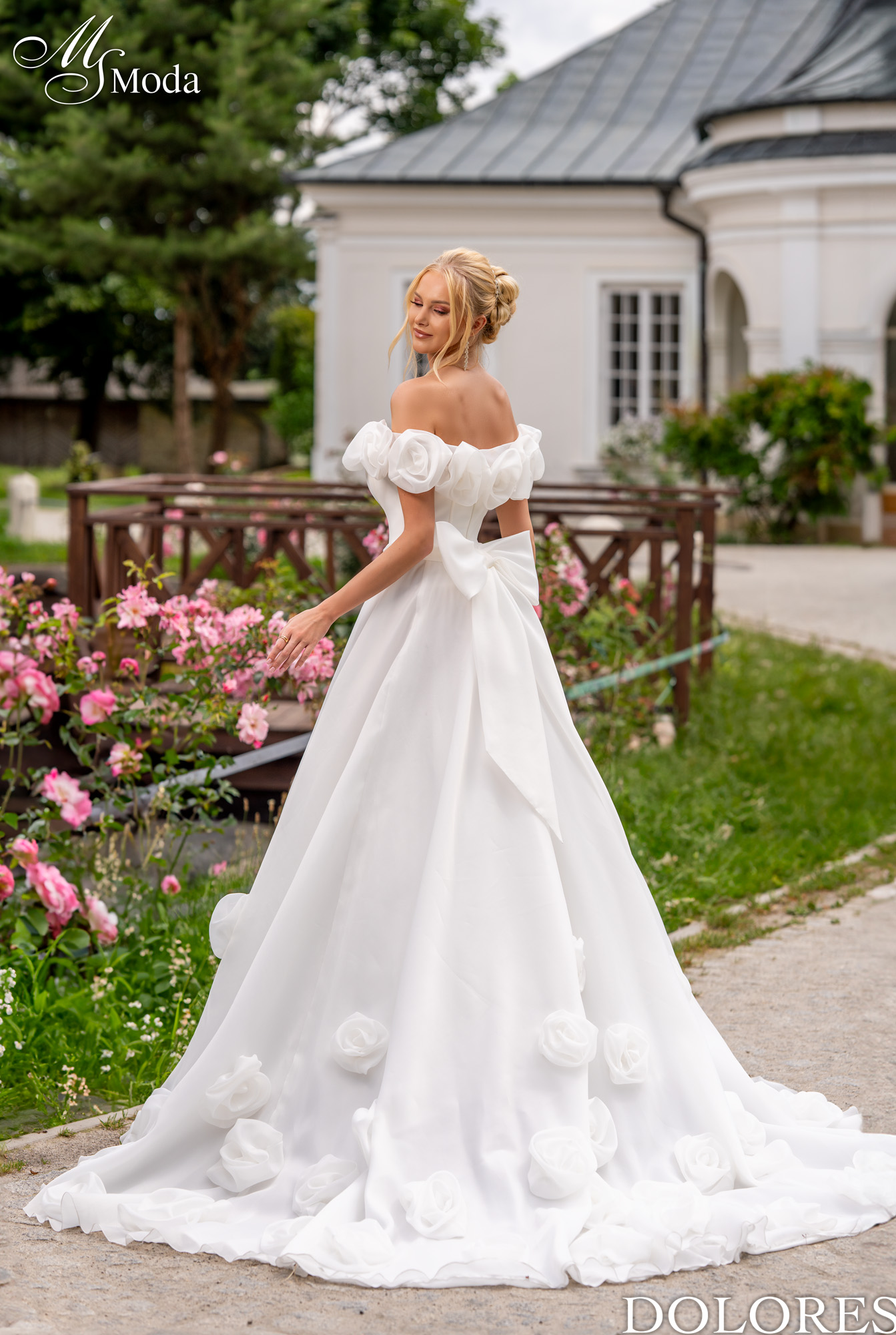 Wedding Dress DOLORES - Collection 2025