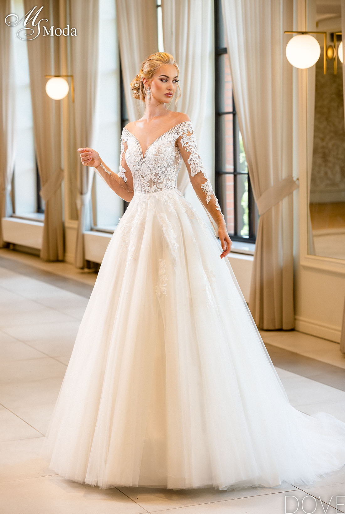 Wedding Dress DOVE - Collection 2023