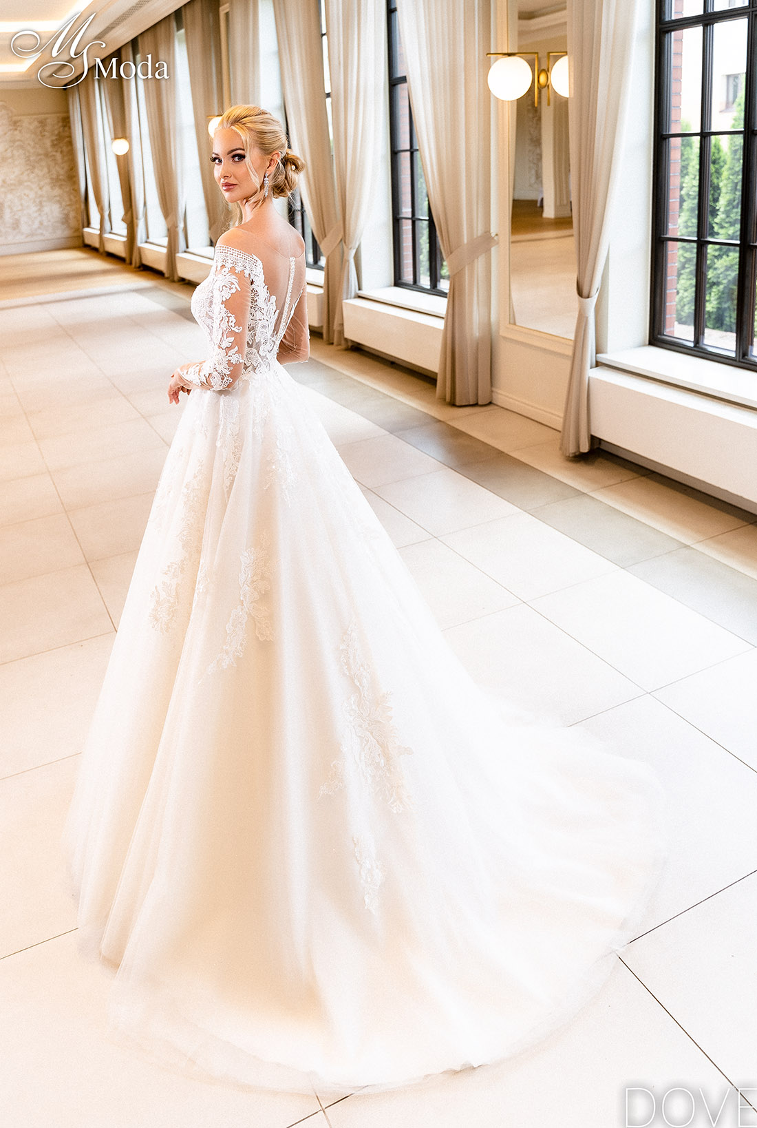 Wedding Dress DOVE - Collection 2023