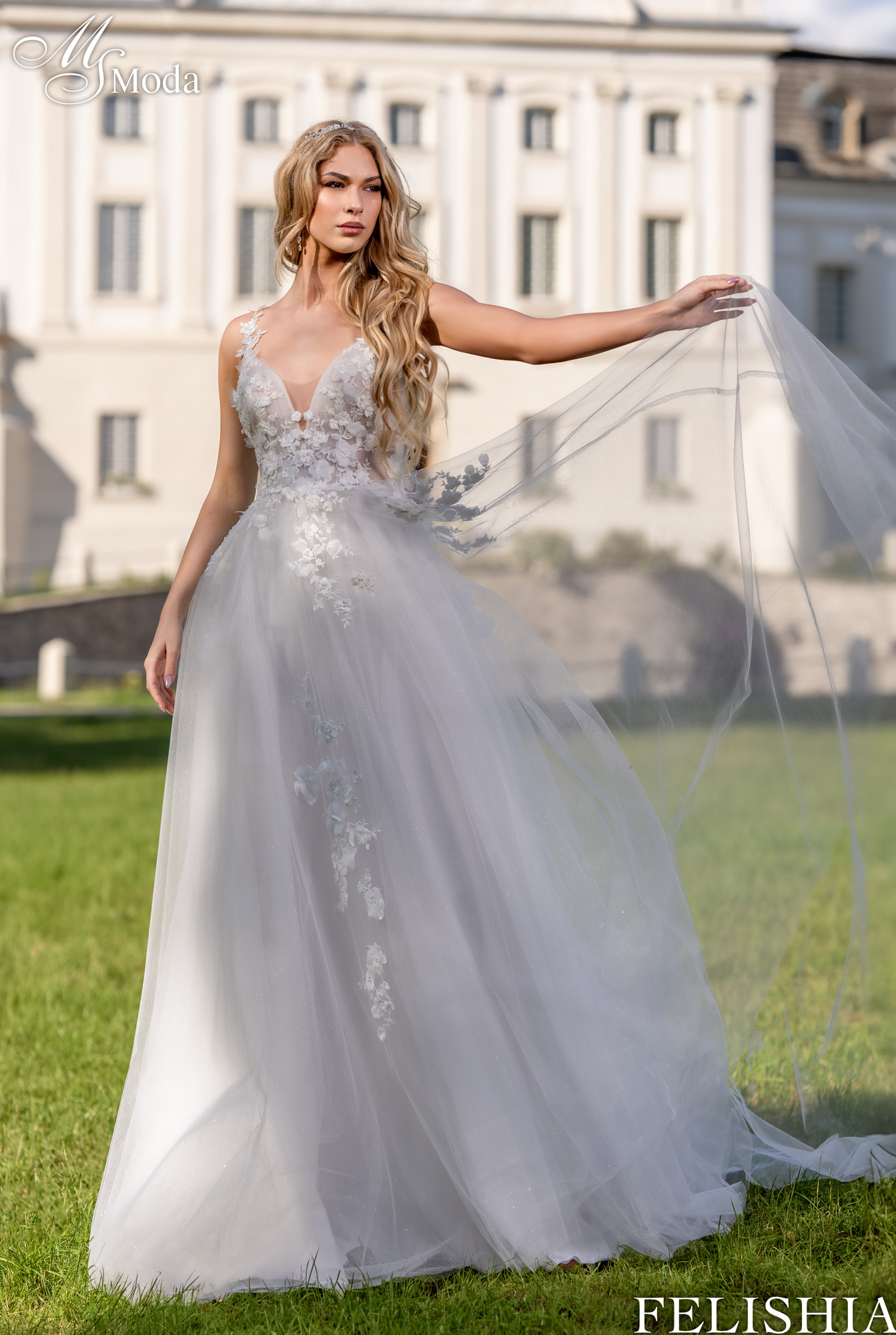 Wedding Dress FELISHIA - Collection 2025