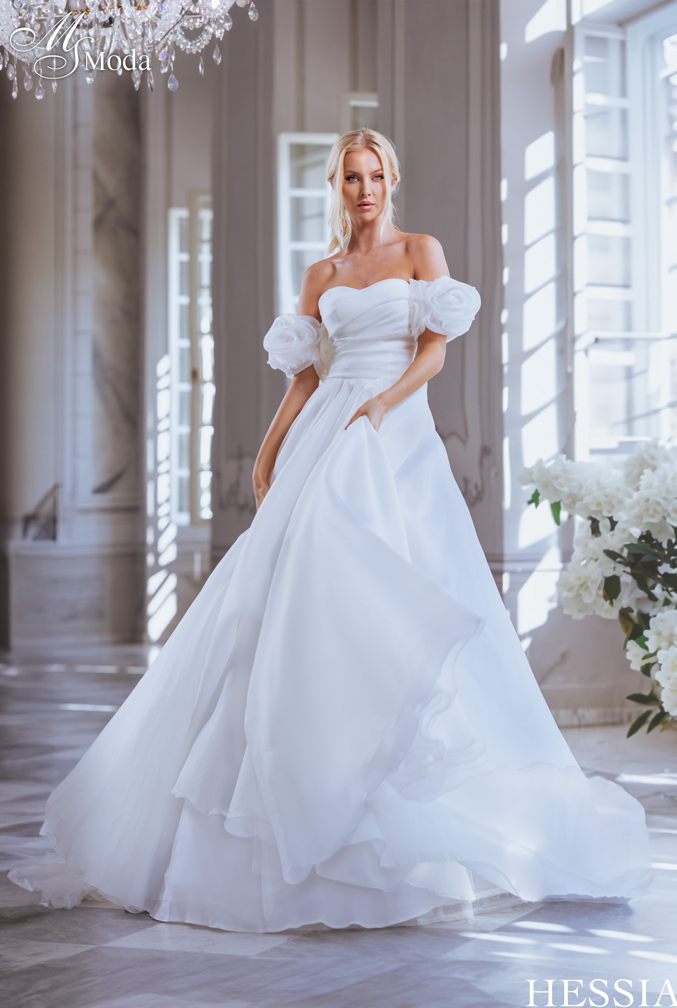 Wedding Dress HESSIA - Collection 2025